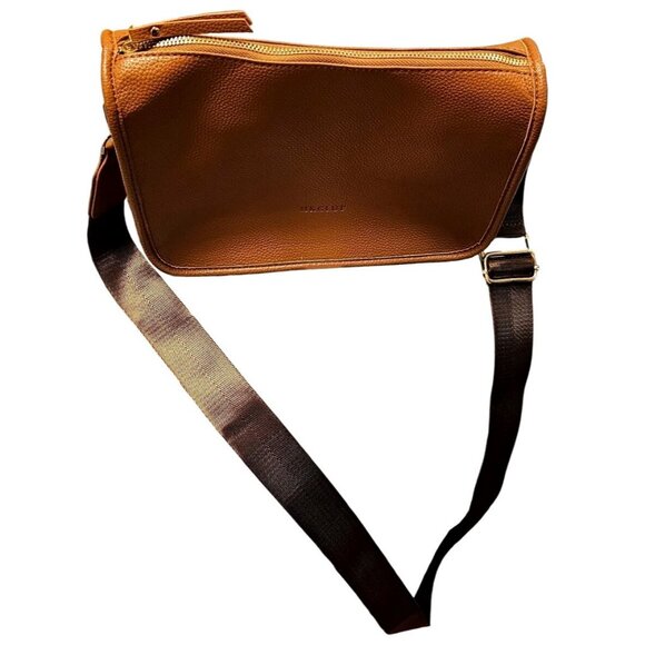 COPY - HK CLUF Pebbled Leather Crossbody Bag With Adjustable Strap & Gold-Tone … - Picture 2 of 7